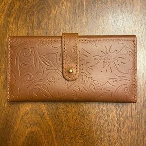 Portland Leather Goods Meadow Trifold Wallet